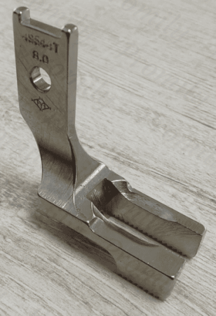 Лапка прижимная внешняя Pfaff 145 (7.9 mm) 2/158 от магазина Promily в Новороссийске
